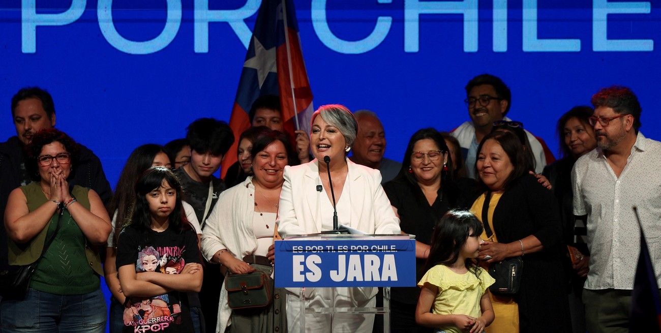 Chile: Jeannete Jara se impuso sobre José Antonio Kast, pero habrá segunda vuelta