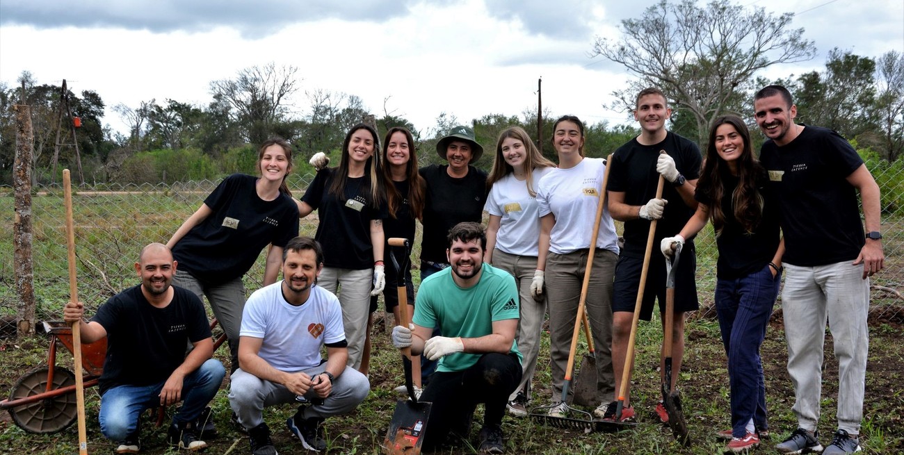Una ONG de Santa Fe viaja 1.000 km. para ayudar a los habitantes de El Impenetrable, el Chaco profundo