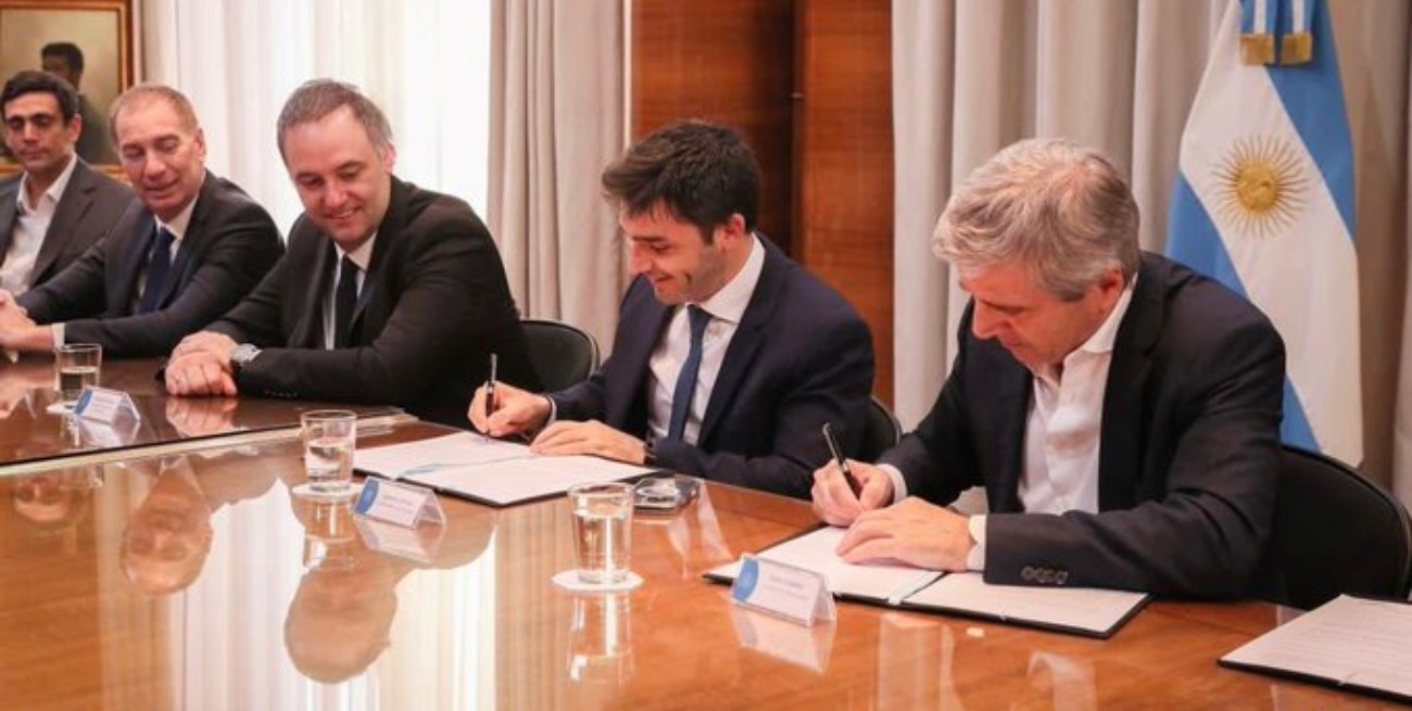 Nación acordó con Chubut eliminar retenciones a la exportación al crudo de petróleo