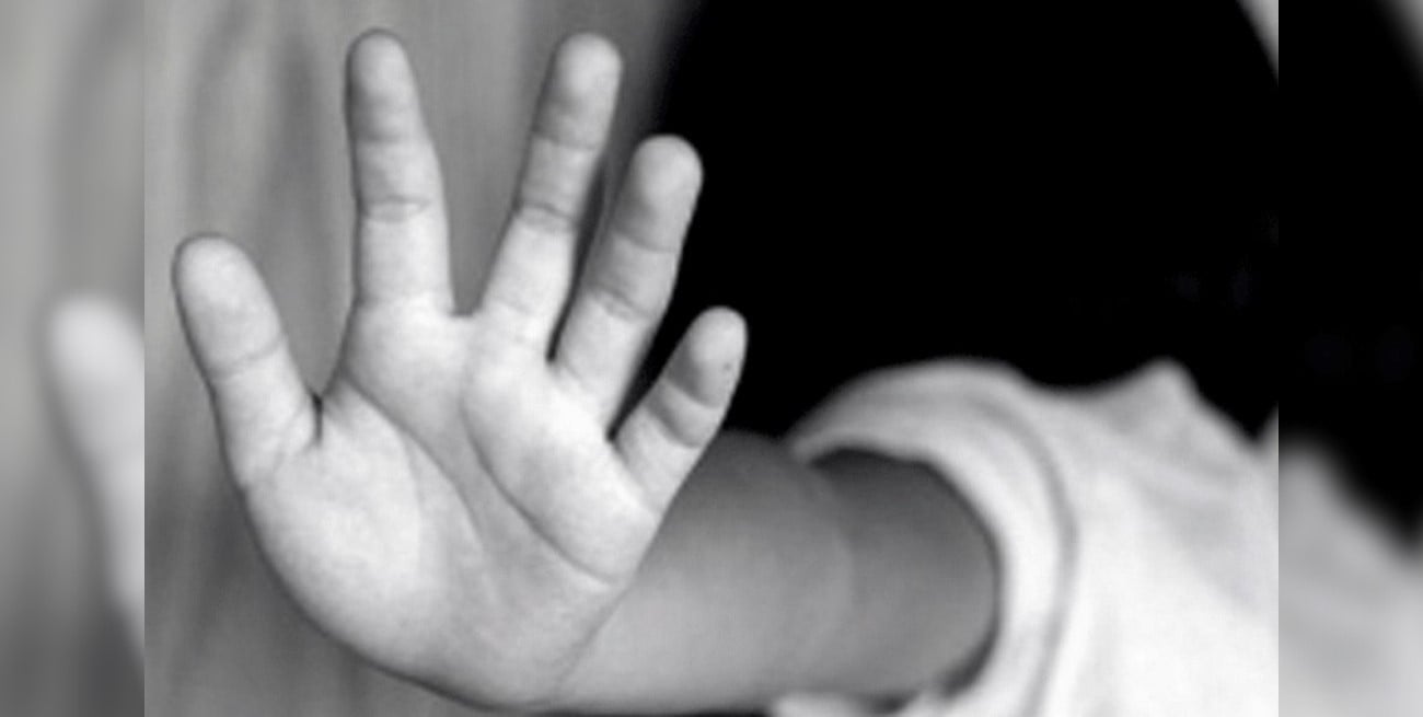 Condenado por abusar de una hija y dos nietas de quien era su pareja