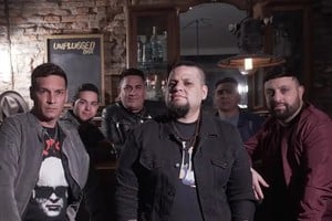 La histórica banda santafesina Los del Fuego llevará su cumbia característica al público “Granate”.