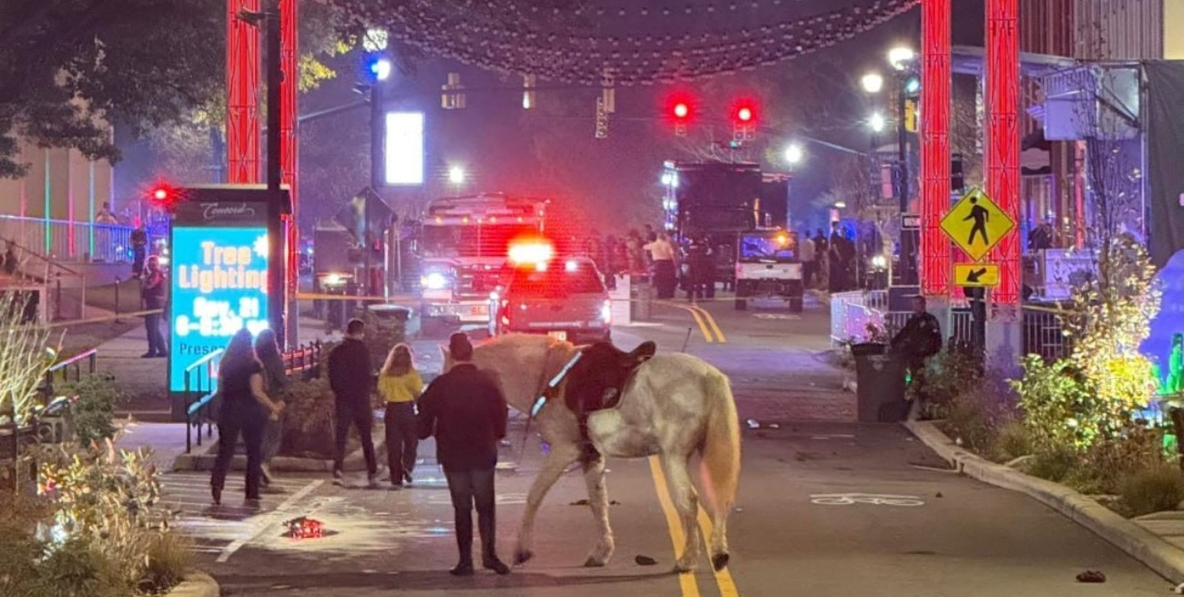 Tiros durante celebración navideña en Carolina del Norte: tres personas en estado crítico