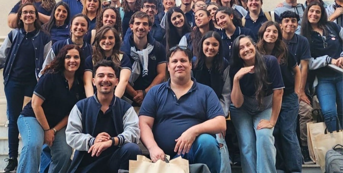 Música y solidaridad: coreutas santafesinoscantaron en el Hospital Italiano de Buenos Aires