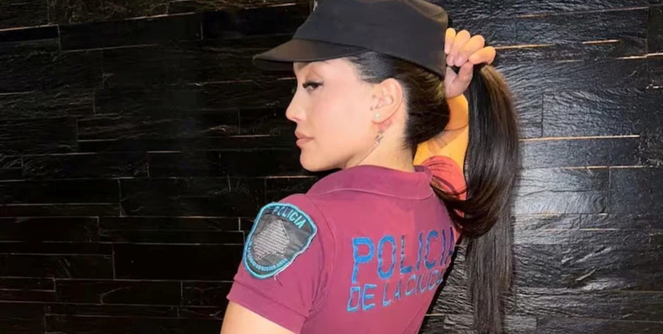 "Necesidad económica": la policía suspendida por hacer videos hot dio su versión de los hechos