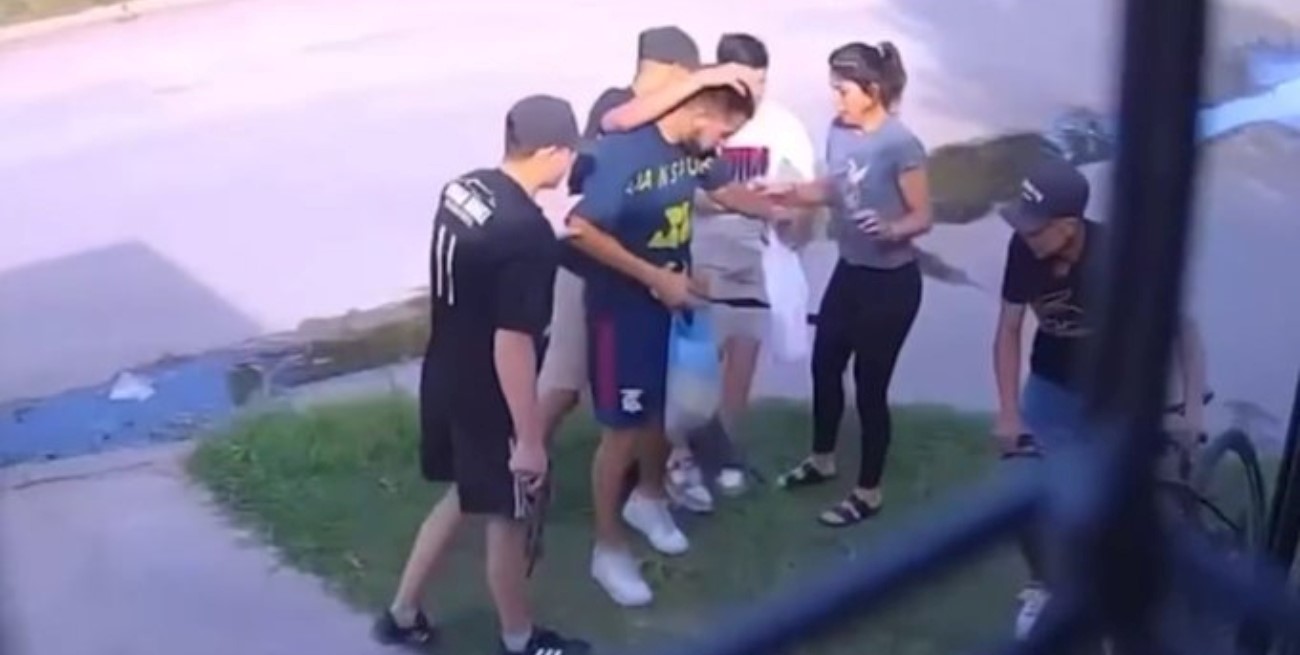 Córdoba: madre e hijo sufrieron un ataque piraña frente a su casa