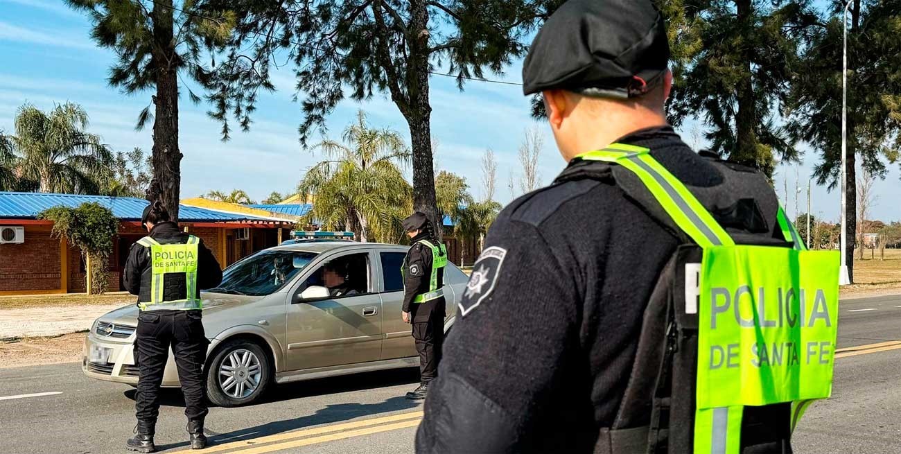 Tres policías acusados por un pedido de coima en un control de tránsito en la Ruta 1
