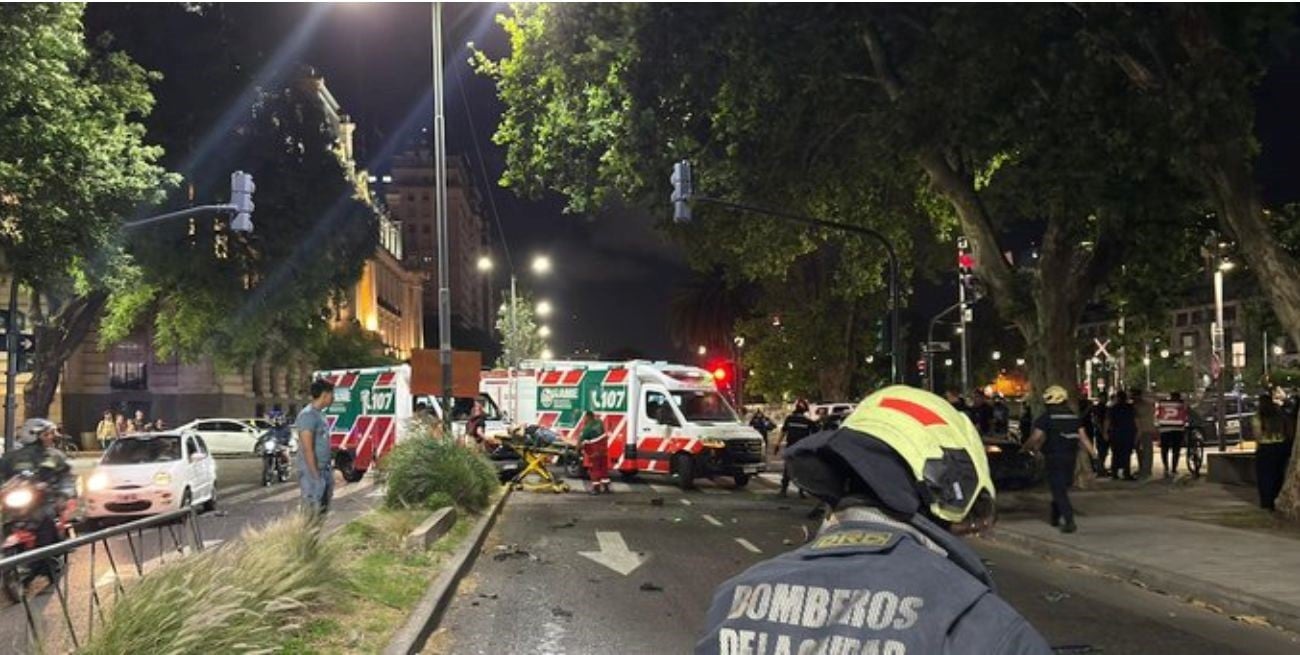 Choque múltiple en Monserrat: dos mujeres muertas y dos heridos graves