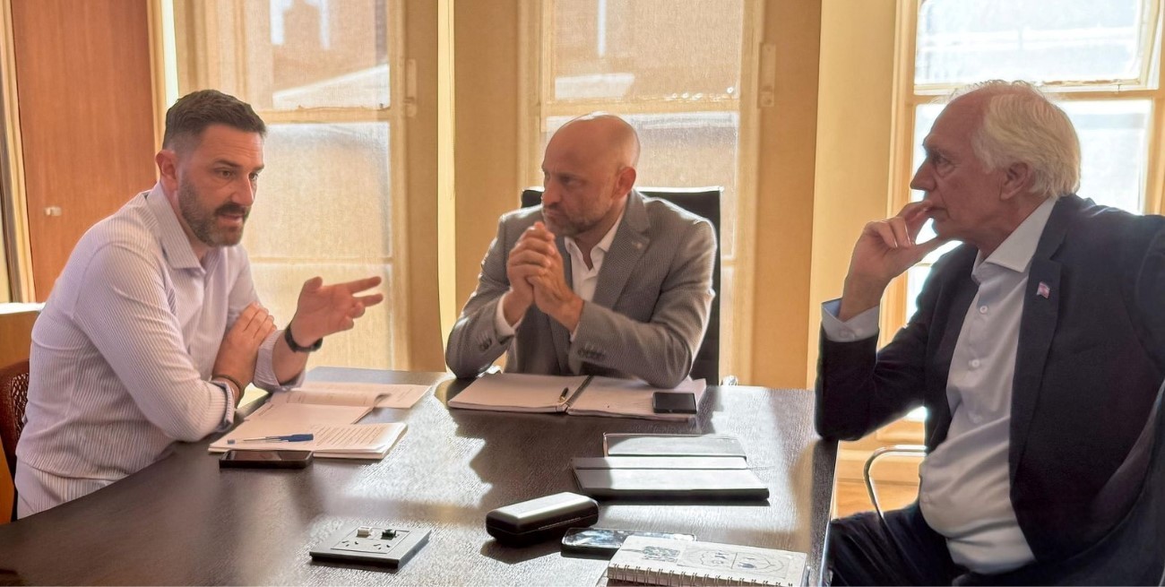 Santa Fe y Entre Ríos coordinan por primera vez la regulación de la pesca en el Paraná
