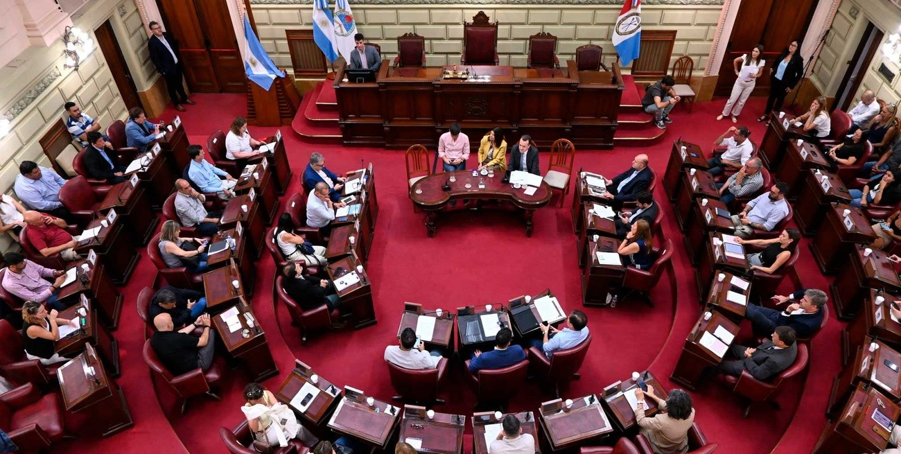 El Ejecutivo provincial enviará al menos doce mensajes para las sesiones extraordinarias de diciembre