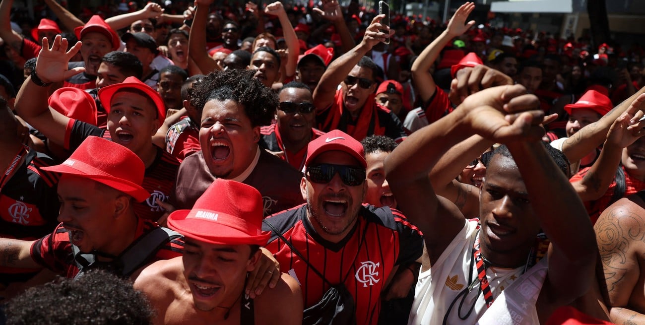 Locura en las calles de Río de Janeiro por los festejos de Flamengo campeón de la Libertadores