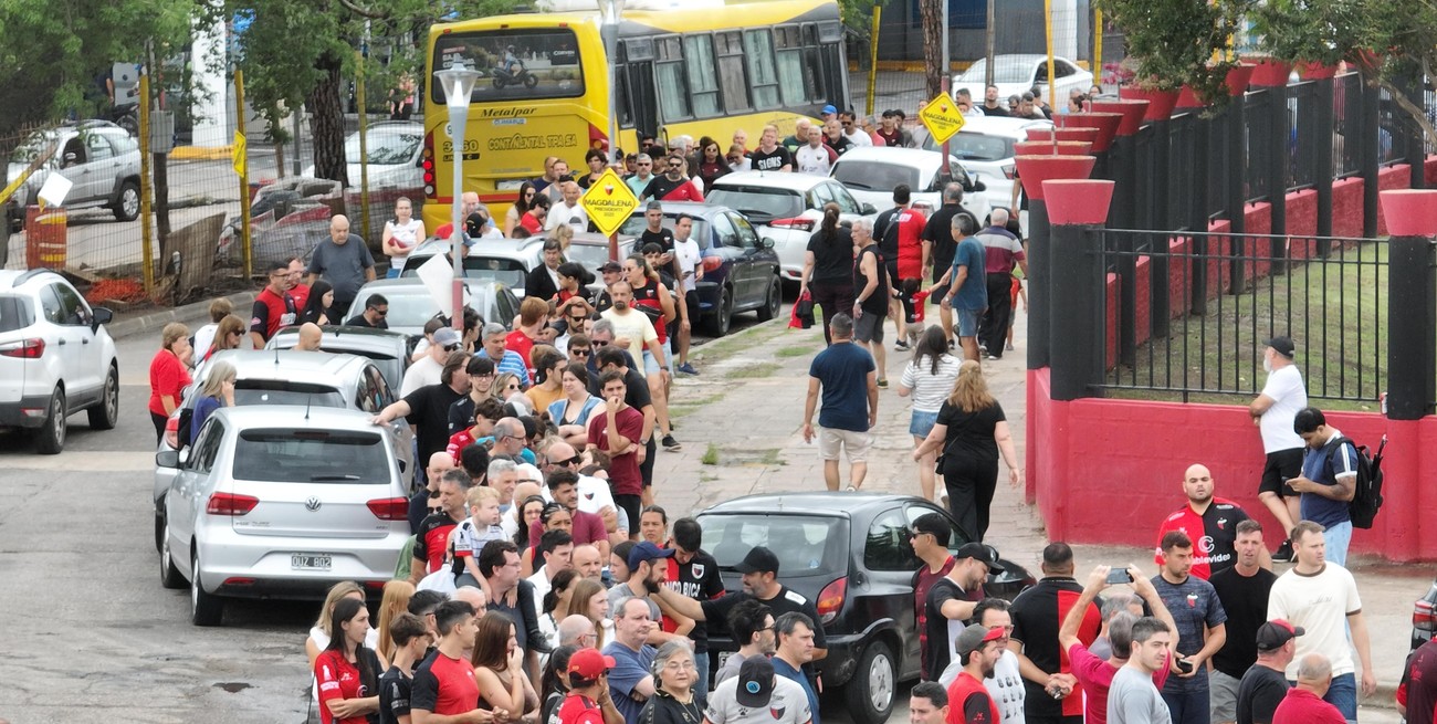 Colón, las elecciones, algo de lluvia,
una impugnación y gente conocida