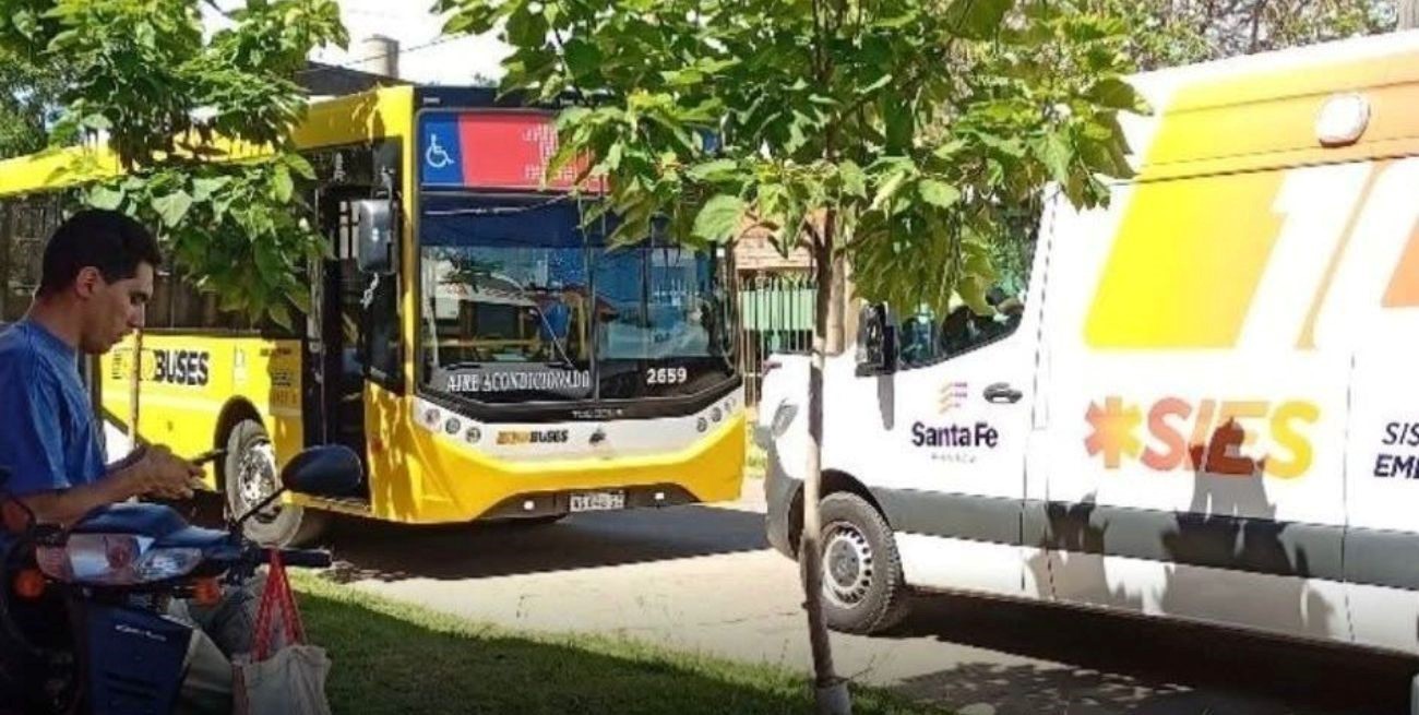 Conmoción en un colectivo de la línea 11 por la repentina muerte de una pasajera