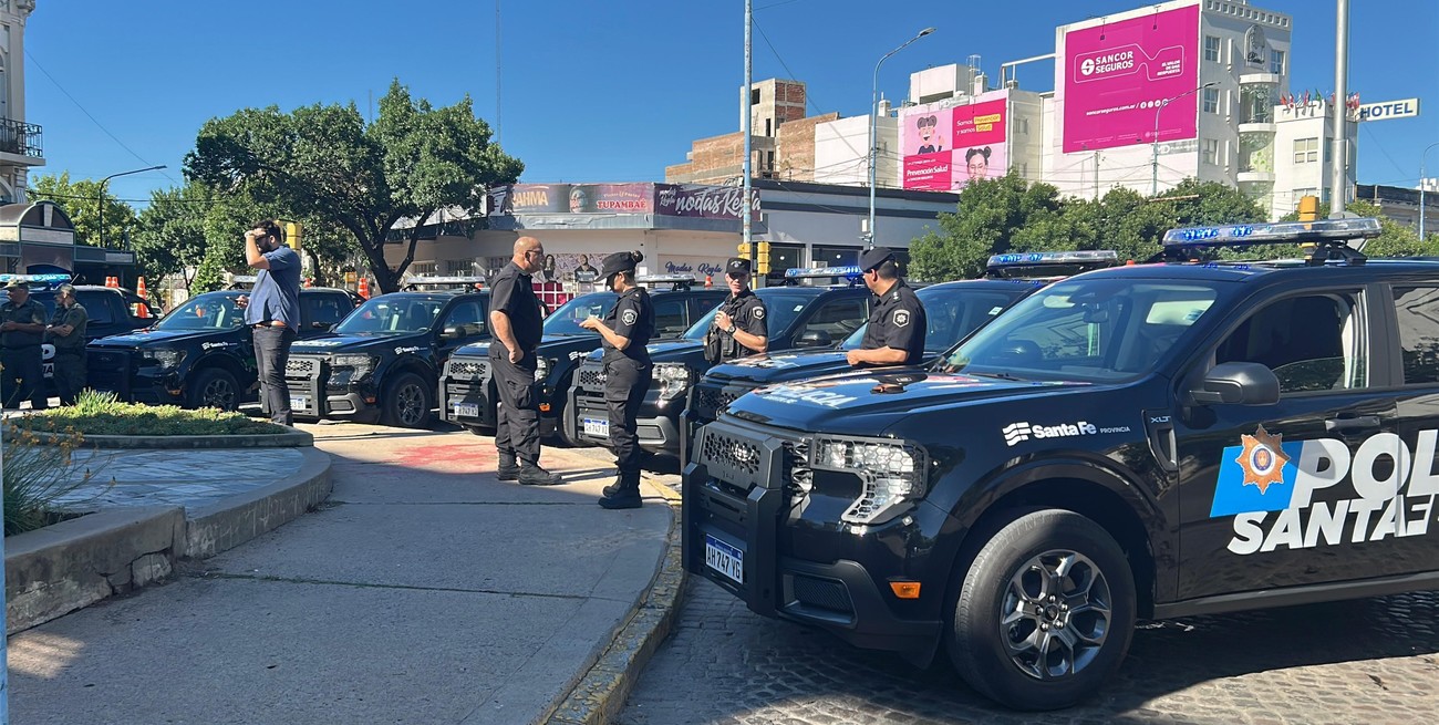 Presentaron nuevos patrulleros en la Jefatura de Rafaela: “La seguridad sigue siendo prioridad”