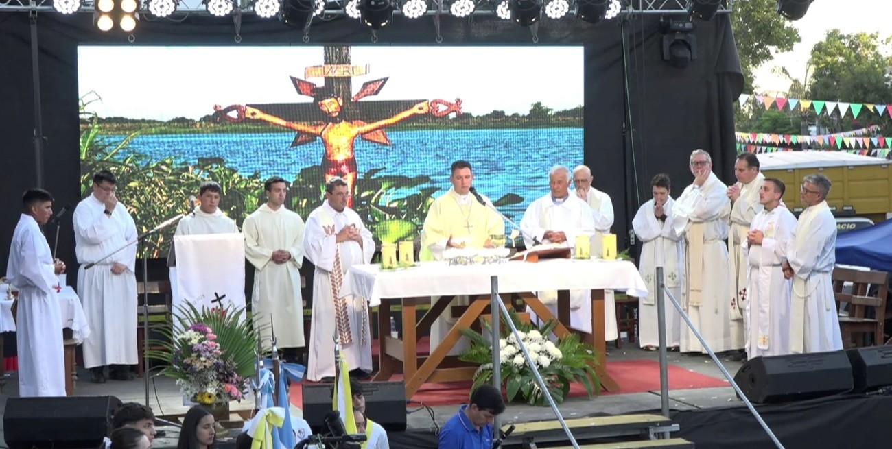 San Javier vivió una multitudinaria muestra de Fe a su Santo Patrono