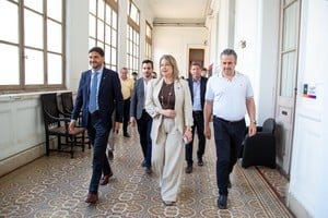 Se reedita una reunión para planificar el fin de año y el verano en Santa Fe. 