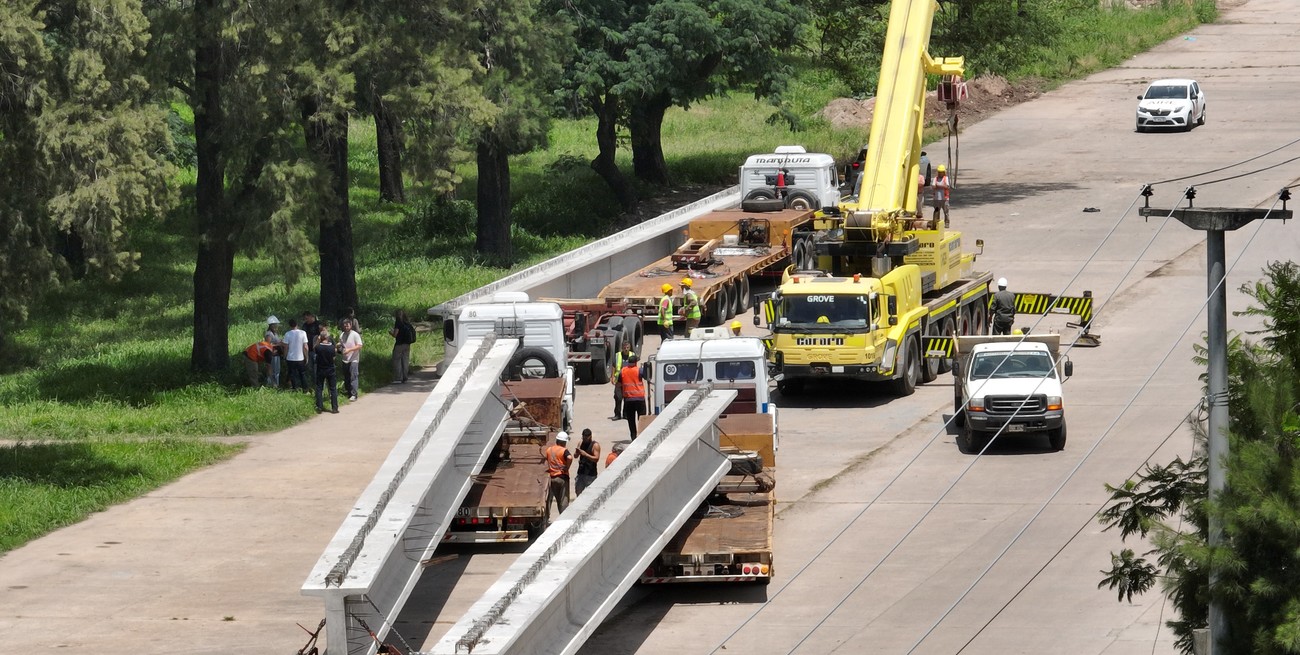 Llegaron las primeras vigas del nuevo Puente Santa Fe–Santo Tomé