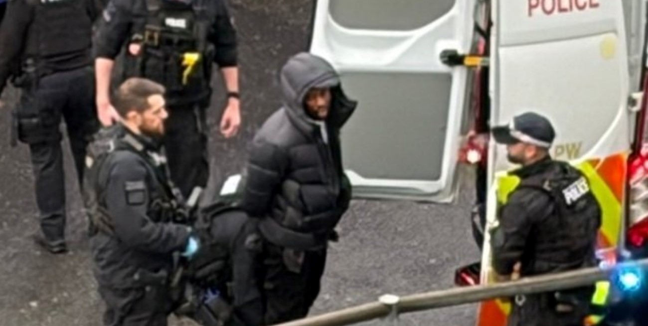 Tensión en Londres: operativo de emergencia en el aeropuerto de Heathrow