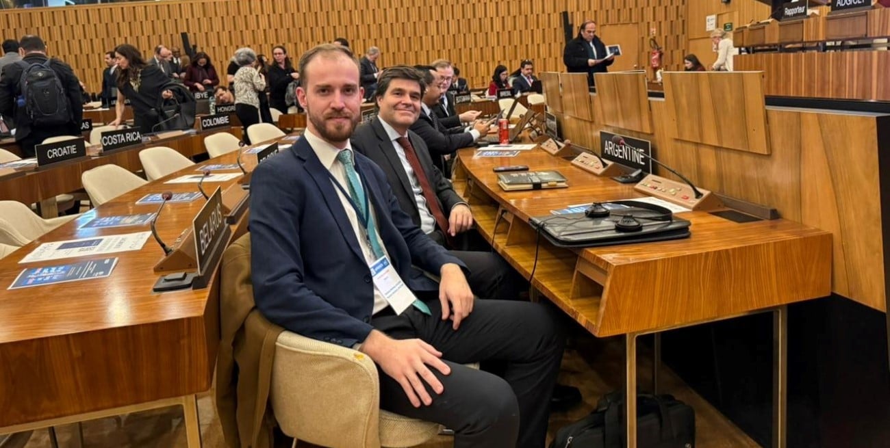 Bryan J. Mayer integró la delegación argentina ante UNESCO en París para la protección de bienes culturales en conflictos armados