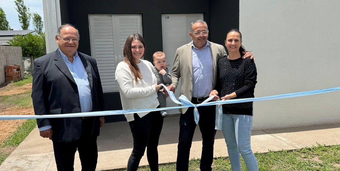 Cinco nuevas viviendas para Ataliva y seis escrituras entregadas luego de décadas de espera