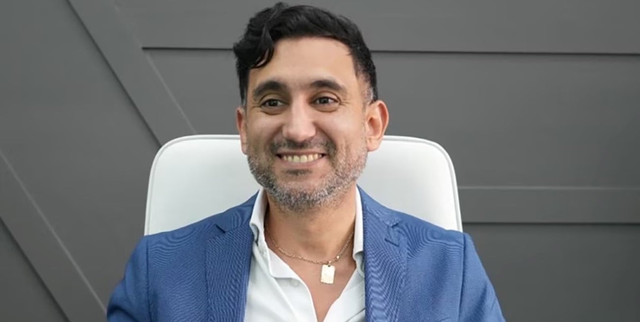 Causa Sur Finanzas: la Justicia ordena peritar 14 celulares clave, incluido el del socio de “Chiqui” Tapia