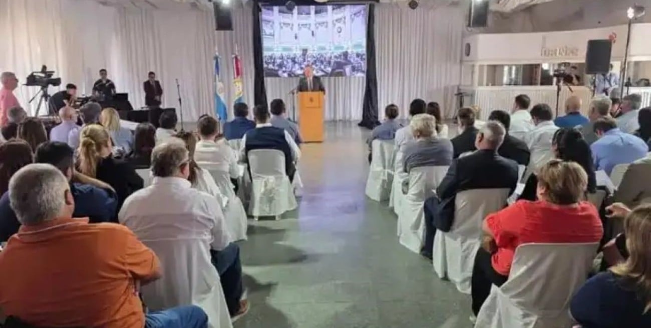 Compromiso institucional: autoridades del departamento San Cristóbal Juraron la nueva Constitución