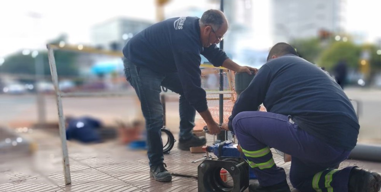 Reconquista suma 400 nuevos usuarios con la habilitación de la red de agua en Lorenzón–Los Andes