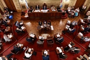 Senado santafesino definirá el inicio del debate por una ley provincial de Educación.