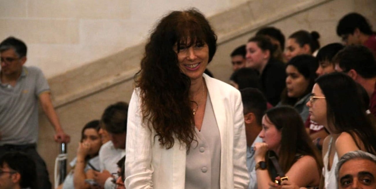 Laura Tarabella es la primera rectora de la Universidad Nacional del Litoral