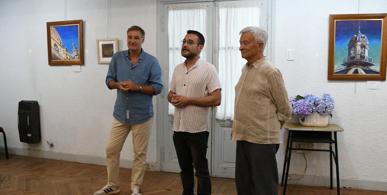 Gustavo Pueyo presentó “Metele que son pasteles”
