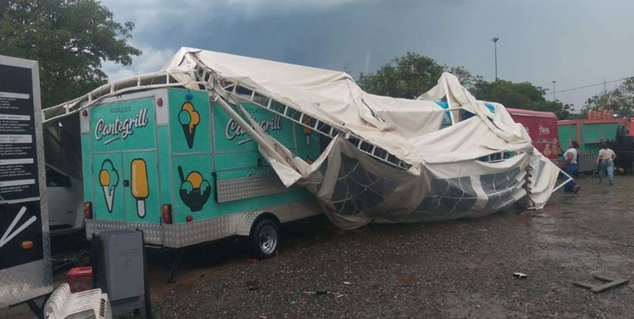 Catamarca: una fuerte tormenta causó destrozos y obligó a suspender un festival
