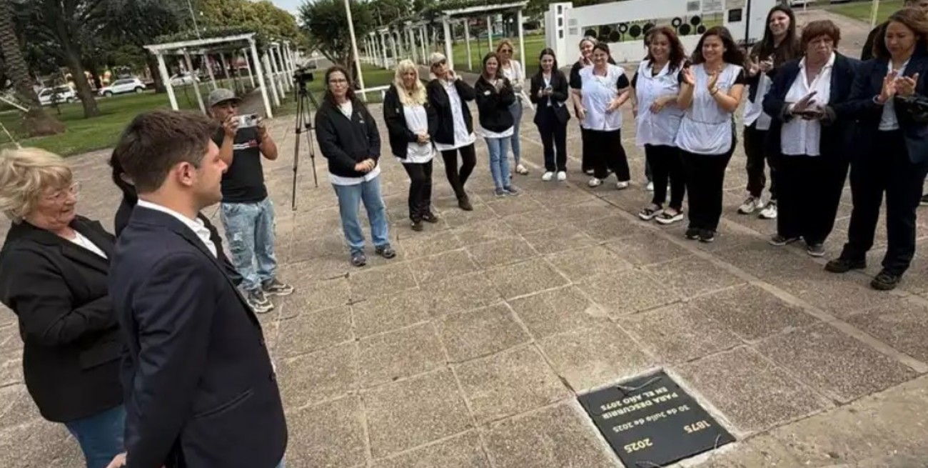 Teodelina enterró una cápsula del tiempo para descubrir dentro de 50 años