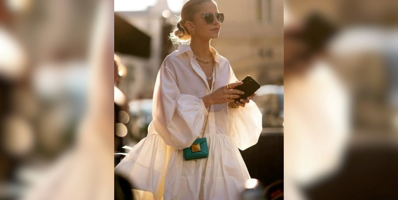 El vestido blanco confirma su lugar como básico infalible del verano