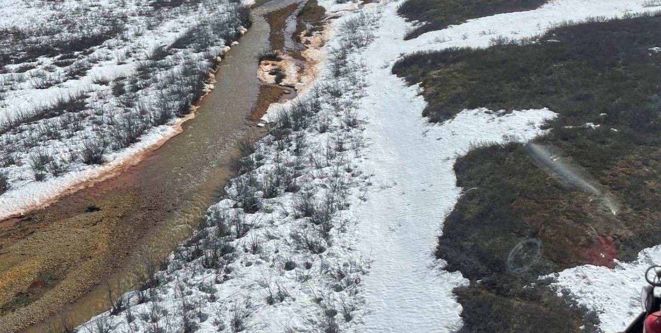 El calentamiento global tiñe de rojo los ríos de Alaska