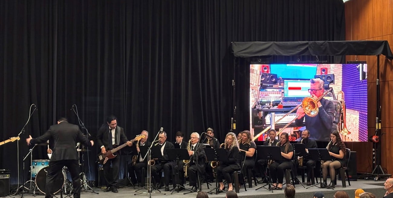 Pink Panther, el broche artístico de un año histórico para las bandas comunales de Pilar y Felicia