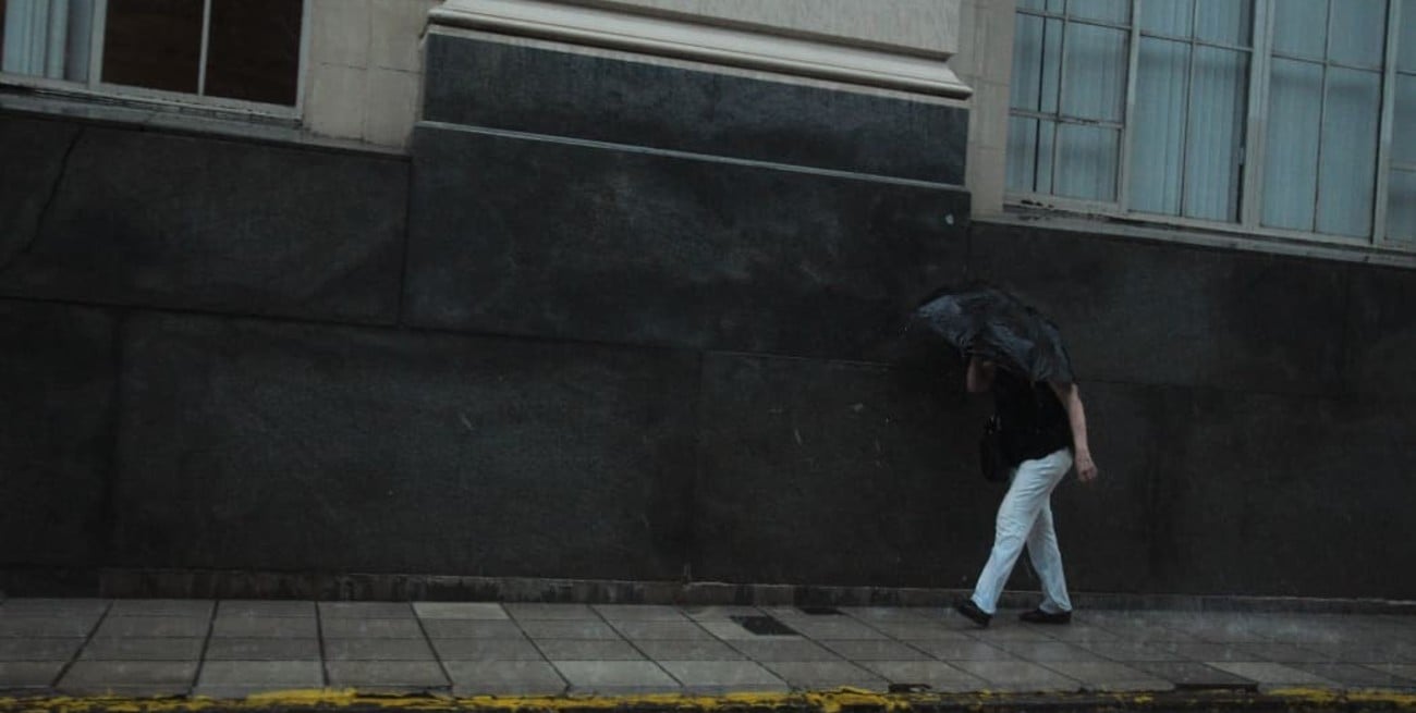 Alerta por tormentas fuertes en Buenos Aires y otras nueve provincias de Argentina