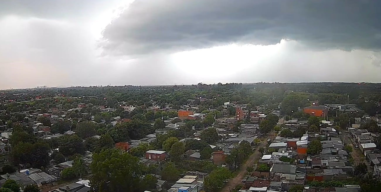 Así avanza la tormenta por la ciudad y el centro santafesino
