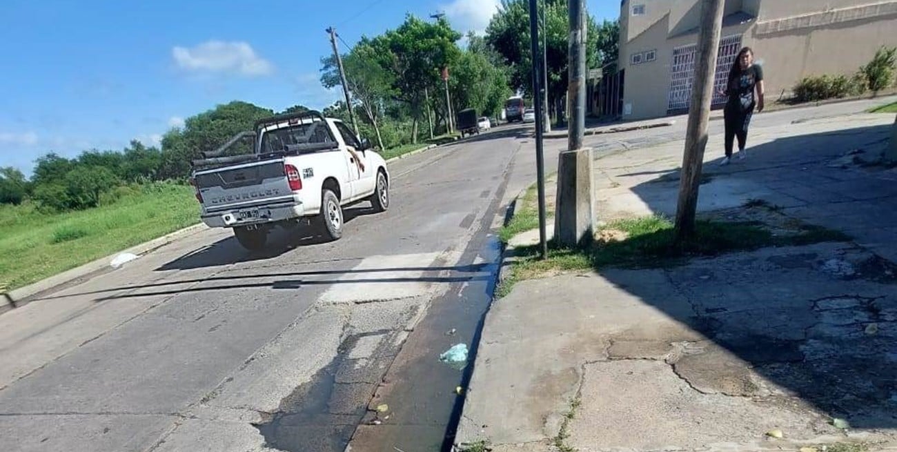 Aguas servidas en Barrio El Pozo