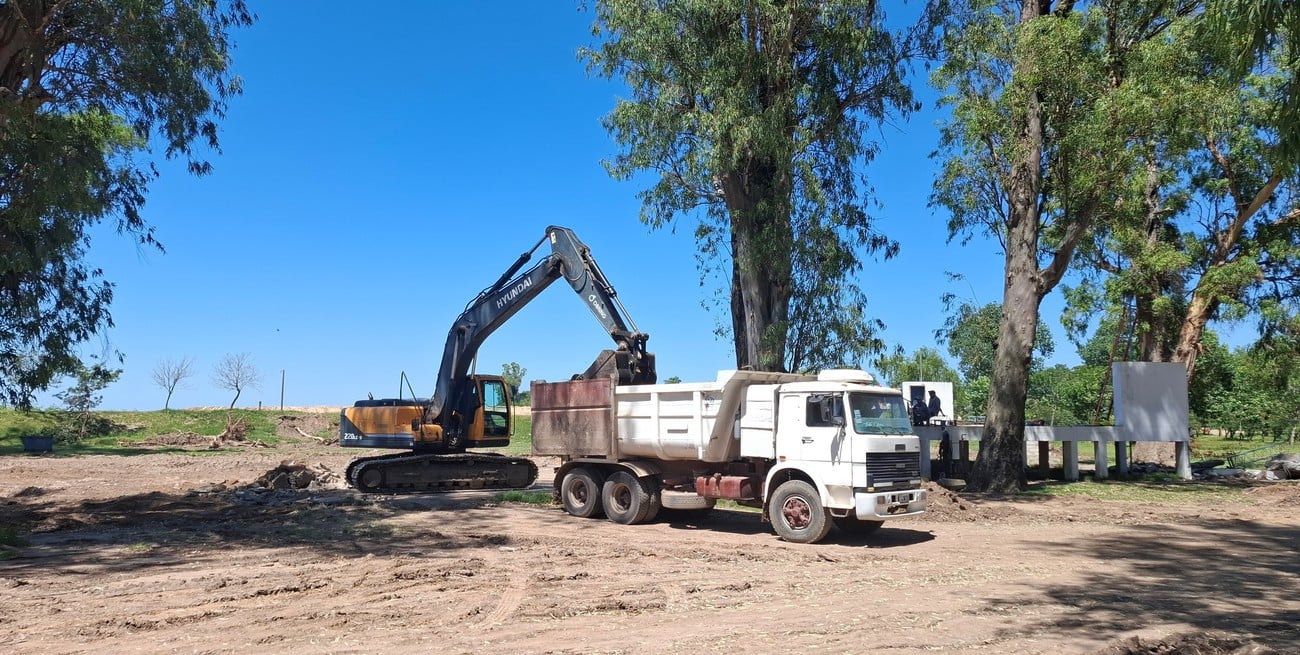Avanza la defensa hídrica y nueva costanera que transformará San Javier