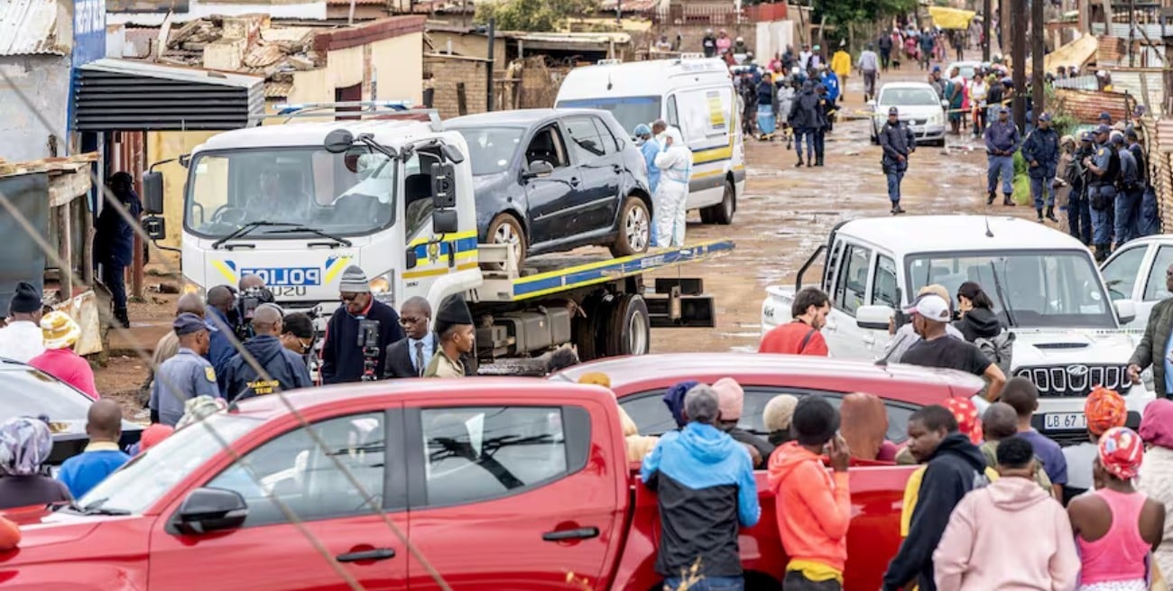 Un tiroteo en bar cerca de Johannesburgo deja nueve muertos