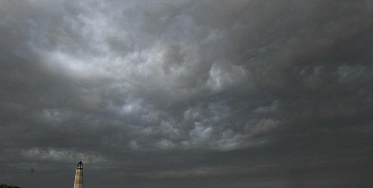 Alerta amarillo por tormentas fuertes en Santa Fe: se esperan lluvias intensas y ráfagas desde la madrugada del lunes
