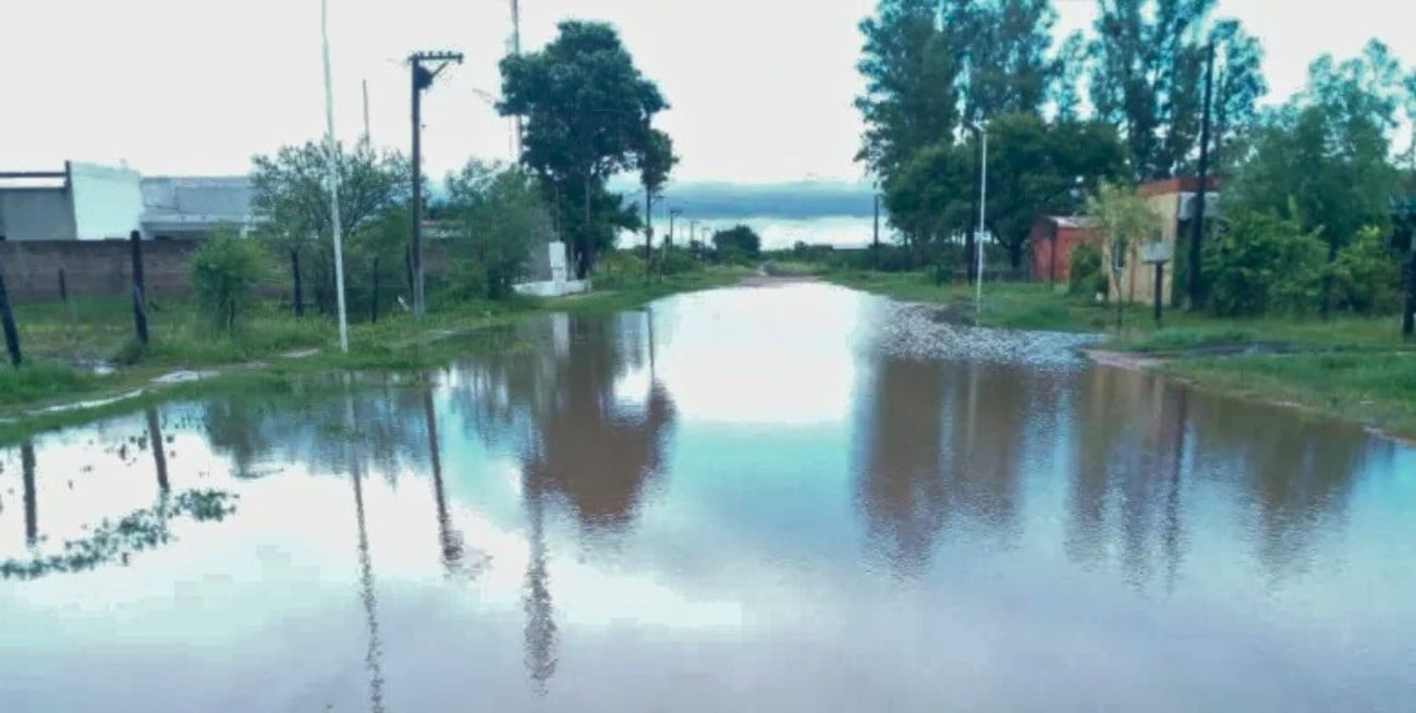 Las abundantes lluvias se hacen sentir en los pueblos del norte santafesino 