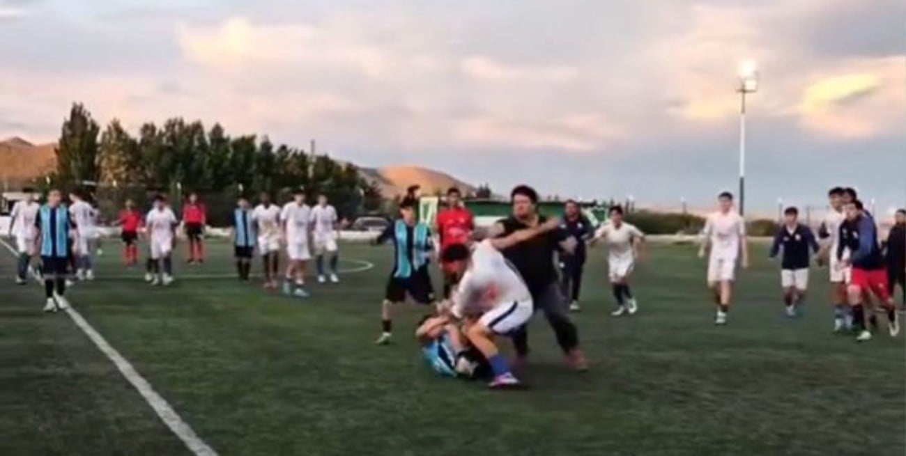 Brutal batalla campal tras una final de Reserva en Comodoro Rivadavia