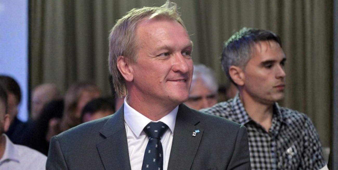 Tóffolo asumió como nuevo decano de la UTN y llamó a defender la universidad