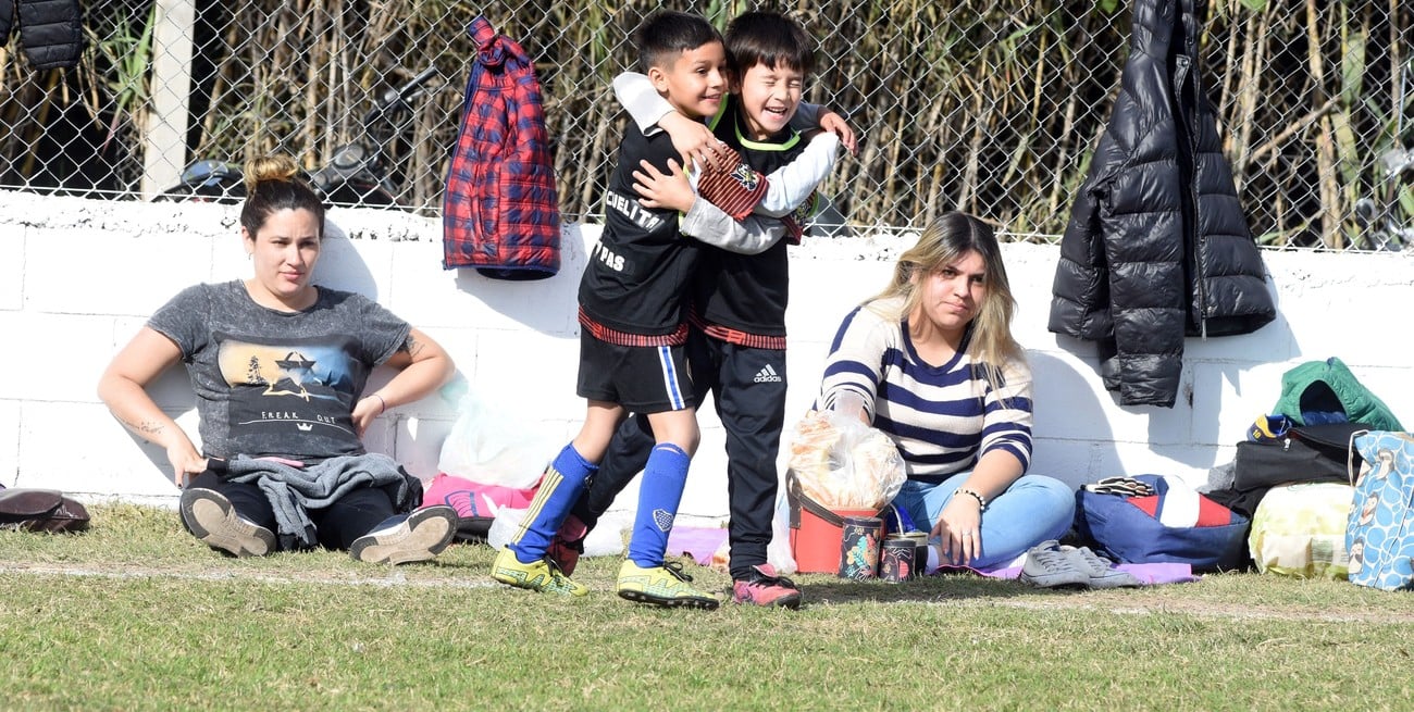 Cuando el fútbol abraza a la infancia
