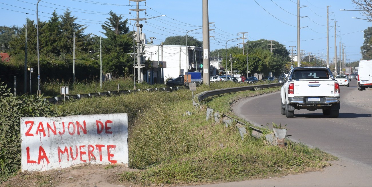 El municipio de Santa Fe proyecta la readecuación de los puentes peatonales en el "zanjón de la muerte"