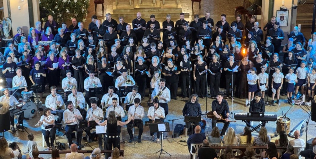 Con una Basílica colmada, "Santa Fe Canta la Navidad" celebró el espíritu navideño en Esperanza