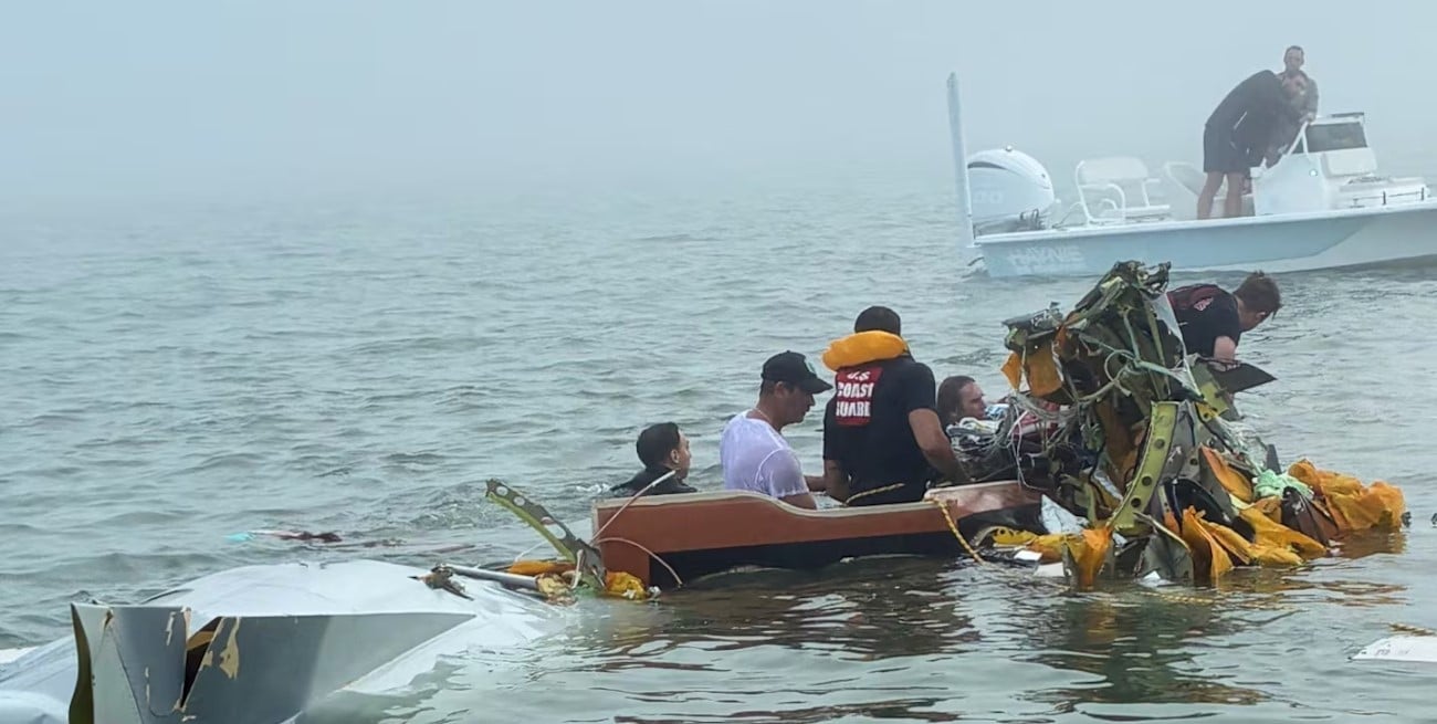 Texas: cinco muertos tras el desplome de una aeronave de la Marina mexicana