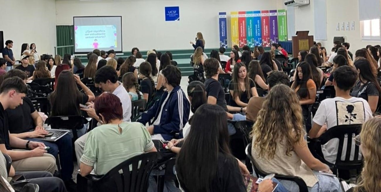 Comenzar la vida universitaria: 900 jóvenes ya realizaron el curso de ingreso a la UCSF