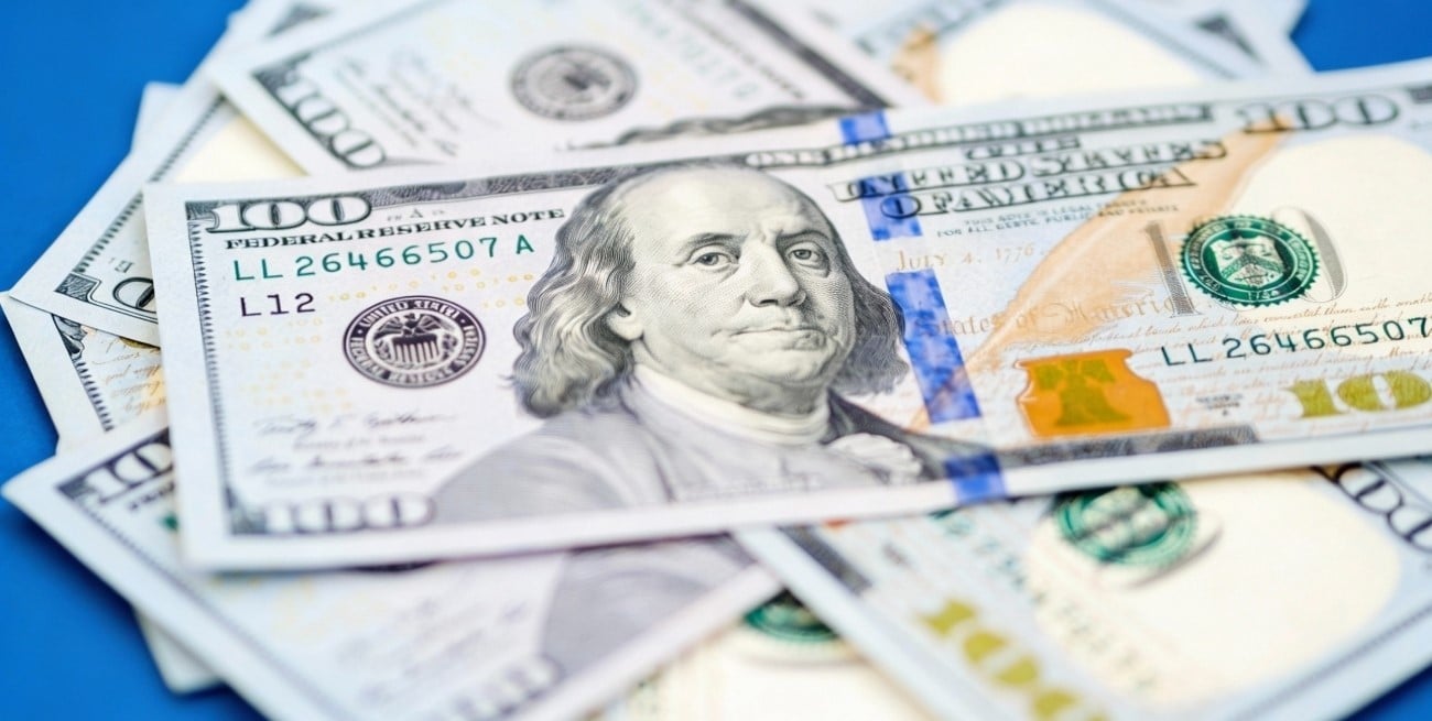 Así cerró el dólar en los bancos argentinos este martes 23 de diciembre