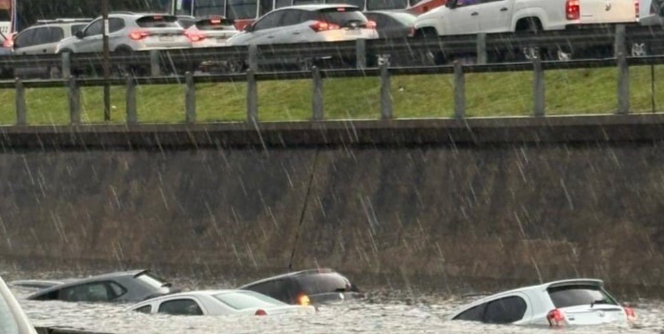 Las fotos y videos más impactantes del diluvio en Buenos Aires